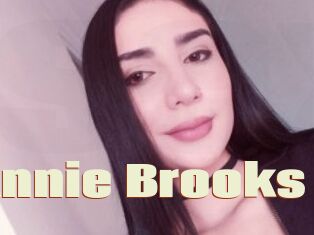 Annie_Brooks