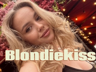 Blondiekiss