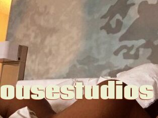 Dollhousestudios