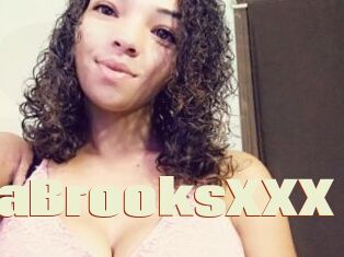 LolaBrooksXXX