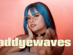 Maddyewaves