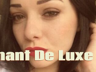 Pregnant_De_Luxe